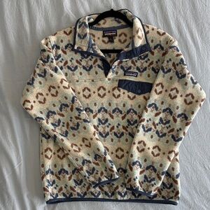Patagonia Synchilla Cream and Blue Patterned Fleece